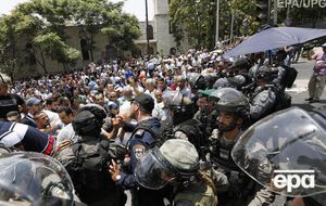 Палестинские арабы протестуют против металлодетекторов на Храмовой горе