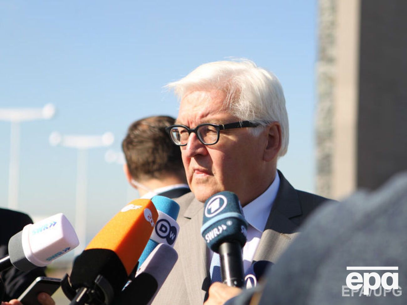 Штайнмаєр підписав закон, що легалізує шлюбні союзи між особами однієї статі та усиновлення ними дітей