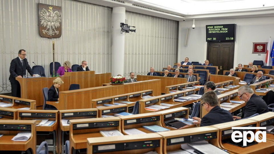 Сенат Польши проголосовал за реформирование Верховного суда