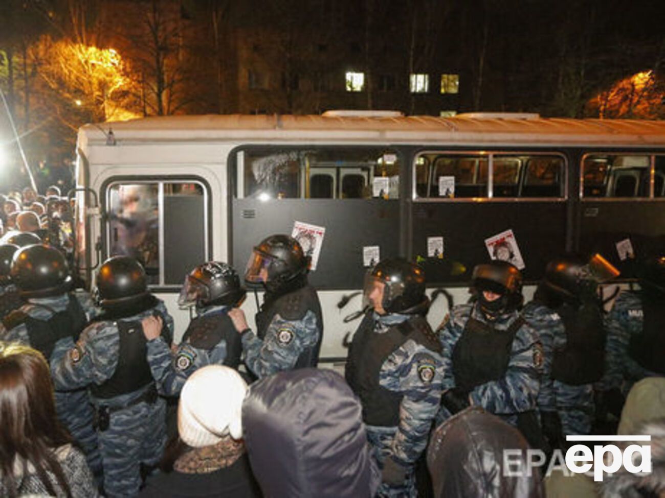 Задержанный является бывшим милиционером первой оперативной роты "Беркута", ему&nbsp;инкриминируют превышение власти и служебных полномочий