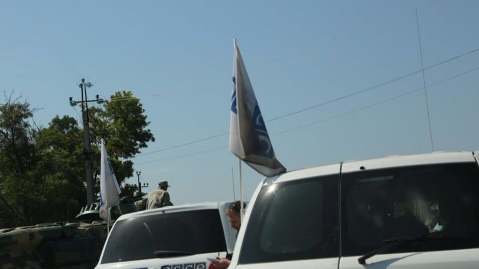 Наблюдатели не попали в Новоазовск