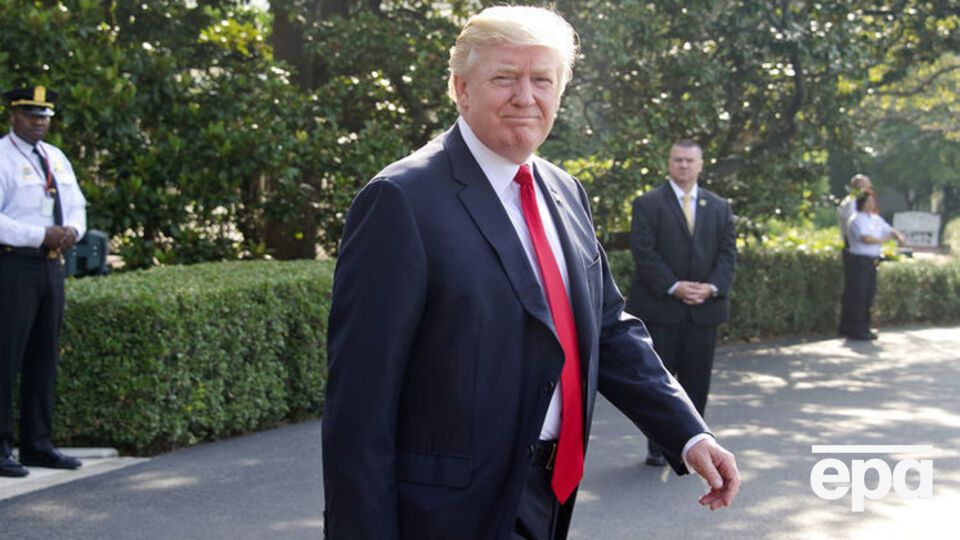 The New York Times предположила, что твит Трампа, возможно, стал реакцией на репортаж телеканала Fox News