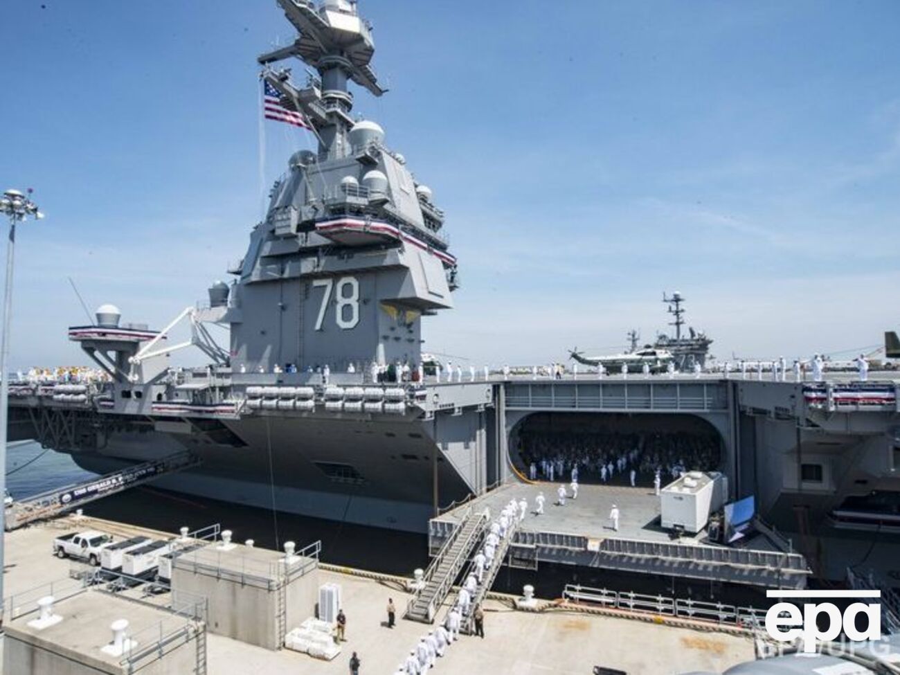 Авианосец USS Gerald R. Ford