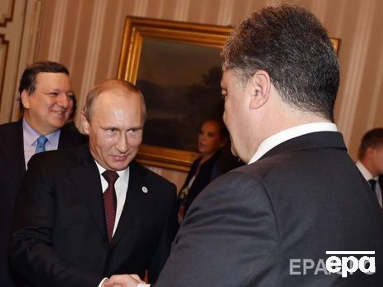 Ни одного из разногласий между Путиным и Порошенко снять не удалось