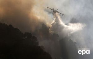 Вогонь посилюється через сильний вітер