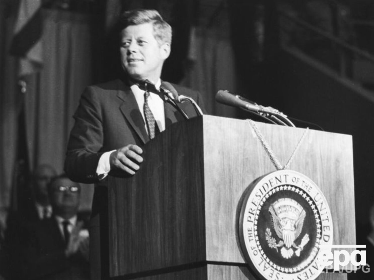 Кеннеди был убит в ноябре 1963 года