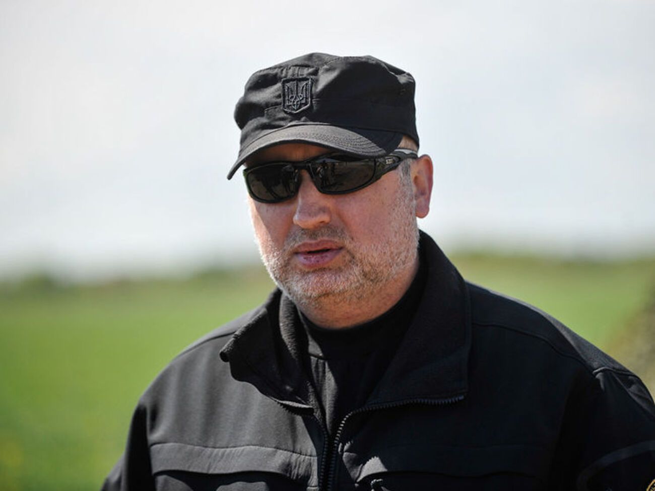 Турчинов побував на випробуваннях нового озброєння