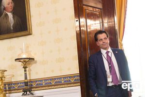 Скарамуччі: Я думаю, це повинно залишатися між президентом та посадовцями його кабінету