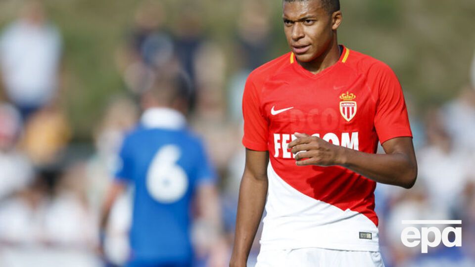 Мбаппе в 40 играх за "Монако" забил 16 голов