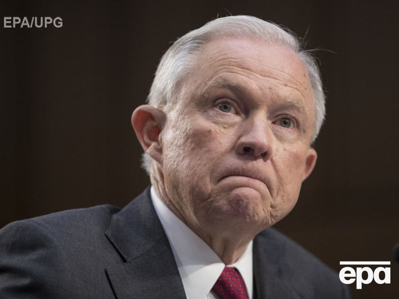 Республіканці називають Сешнса гарною і порядною людиною