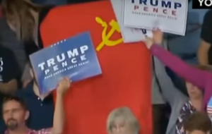 Прихильники Трампа спробували прикрити радянський прапор