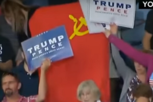 Прихильники Трампа спробували прикрити радянський прапор
