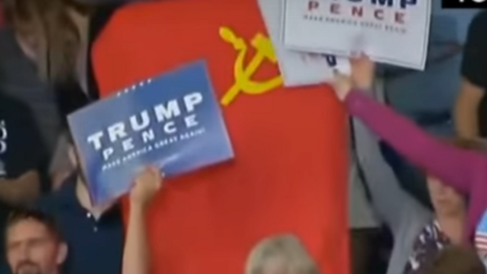 Сторонники Трампа попытались прикрыть советский флаг
