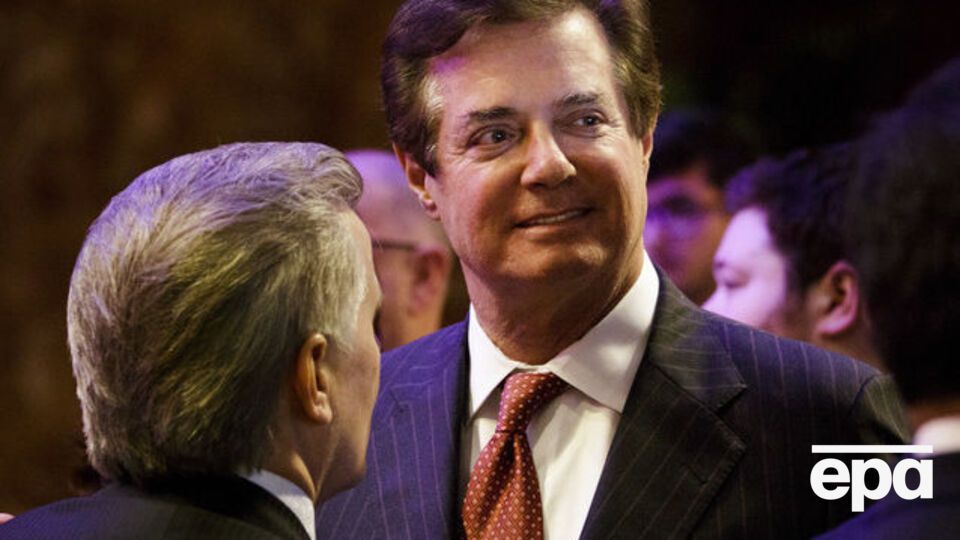 Манафорт "продовжить дискусії" із членами Сенату, які займаються справою щодо втручання РФ у вибори, повідомило джерело Reuters
