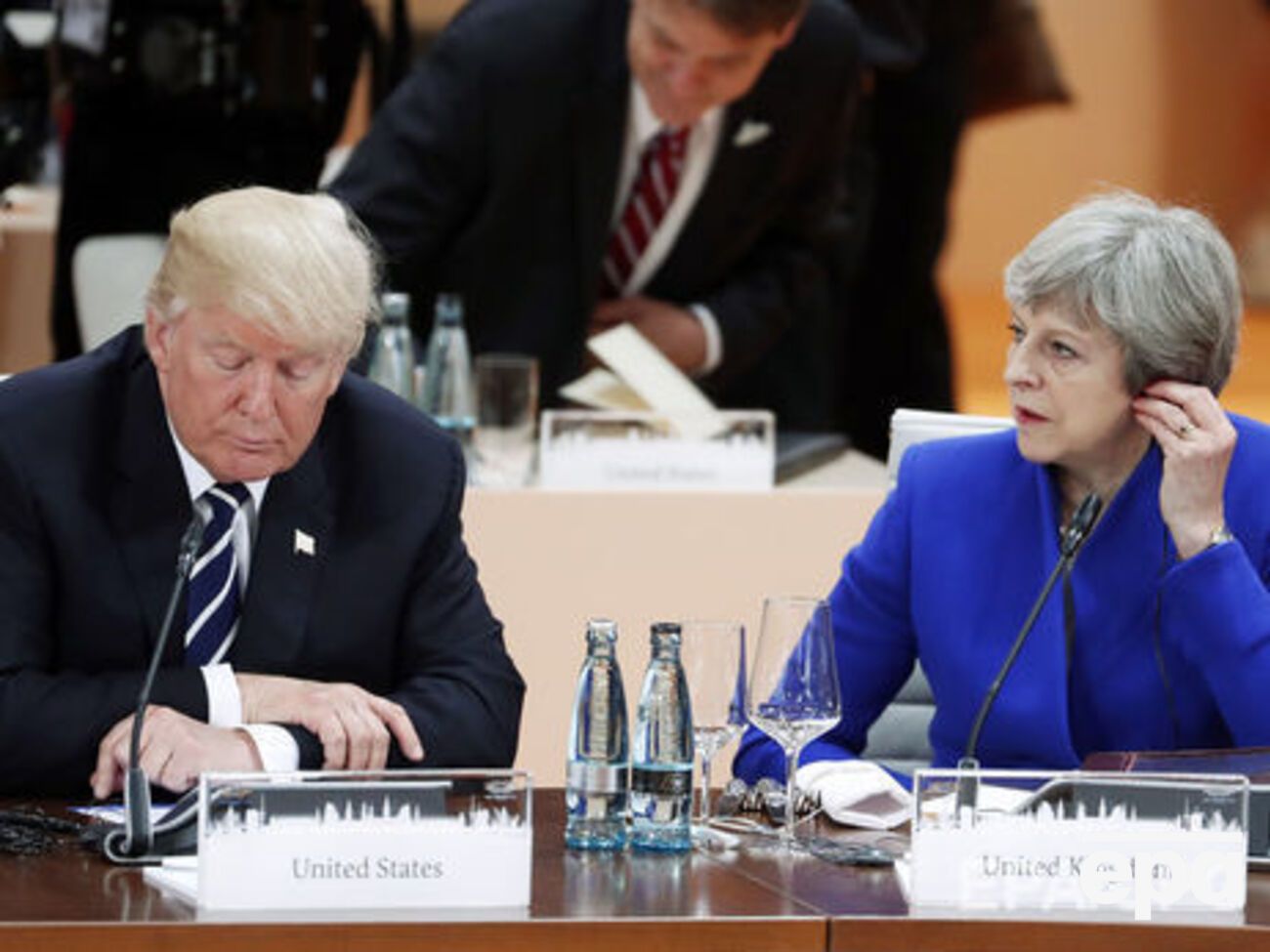 Трамп анонсировал "большое торговое соглашение" с Великобританией