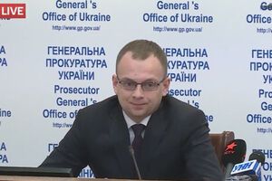 Суса задержали вчера в аэропорту Борисполь, сегодня ему сообщили о подозрении