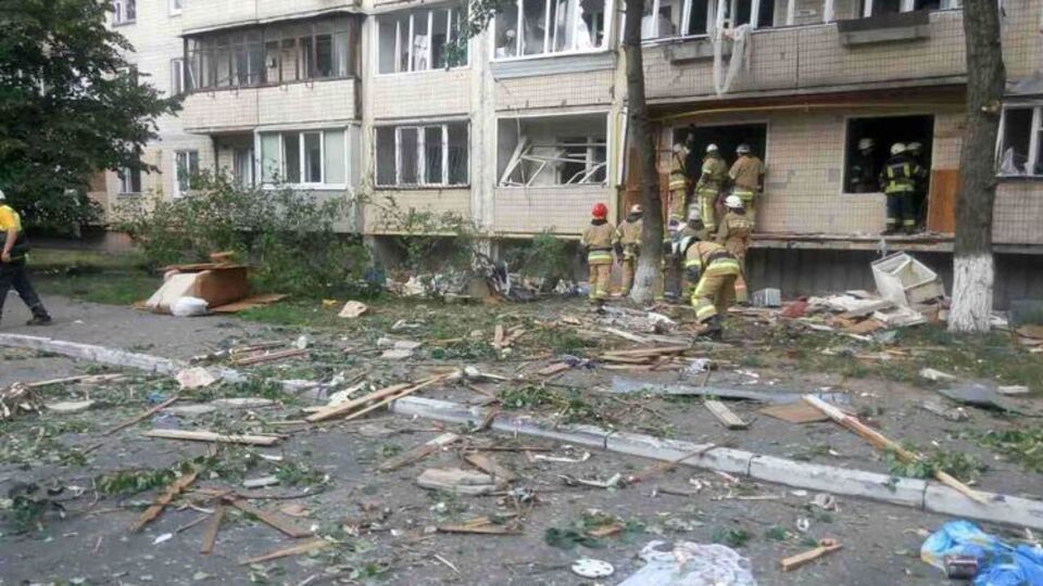 У Києві вибухнув будинок