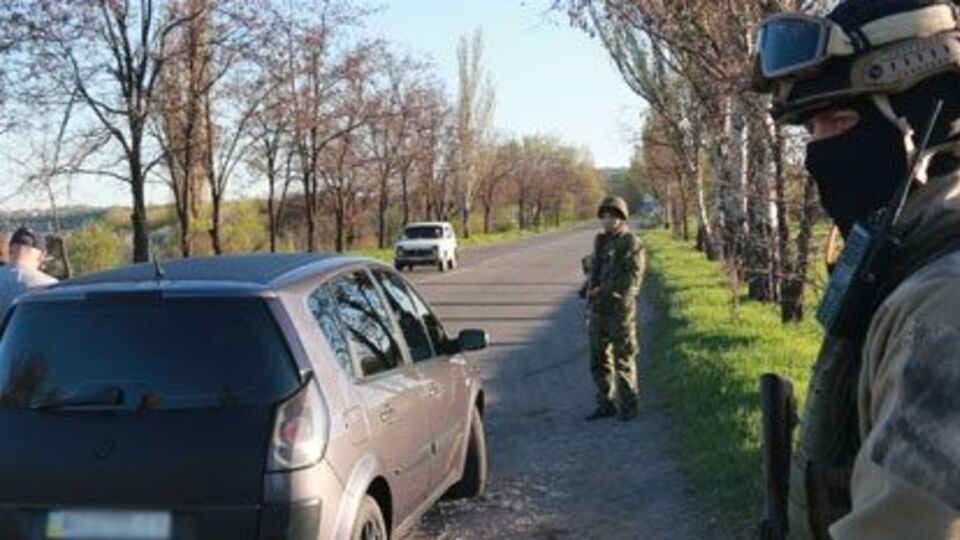 Одного из подозреваемых задержали на блокпосту полиции