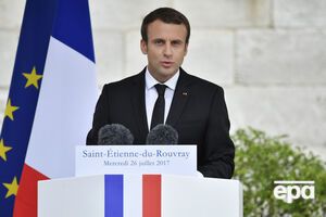 Агенти відрекомендовувалися як друзі друзів соратників Макрона та намагалися зібрати про них персональну інформацію, пише агентство