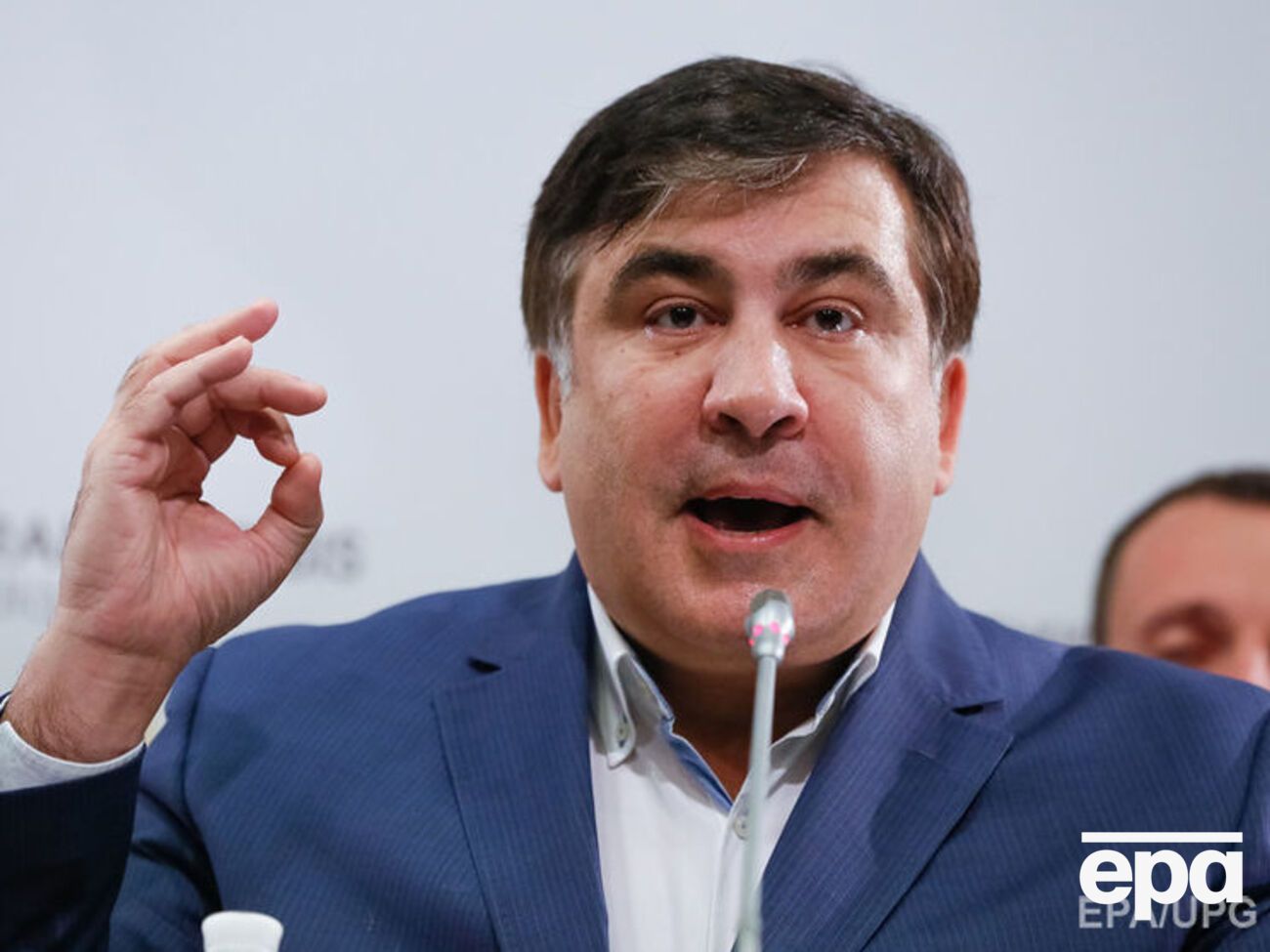 Указ о прекращении гражданства Саакашвили публиковать не будут