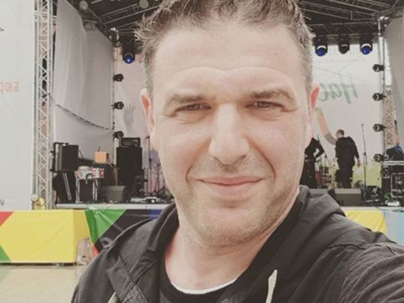 Максим Віторган: Батько та дід вітають улюблену доньку та внучку з днем народження! Бажають їй краси й естетики в усьому!