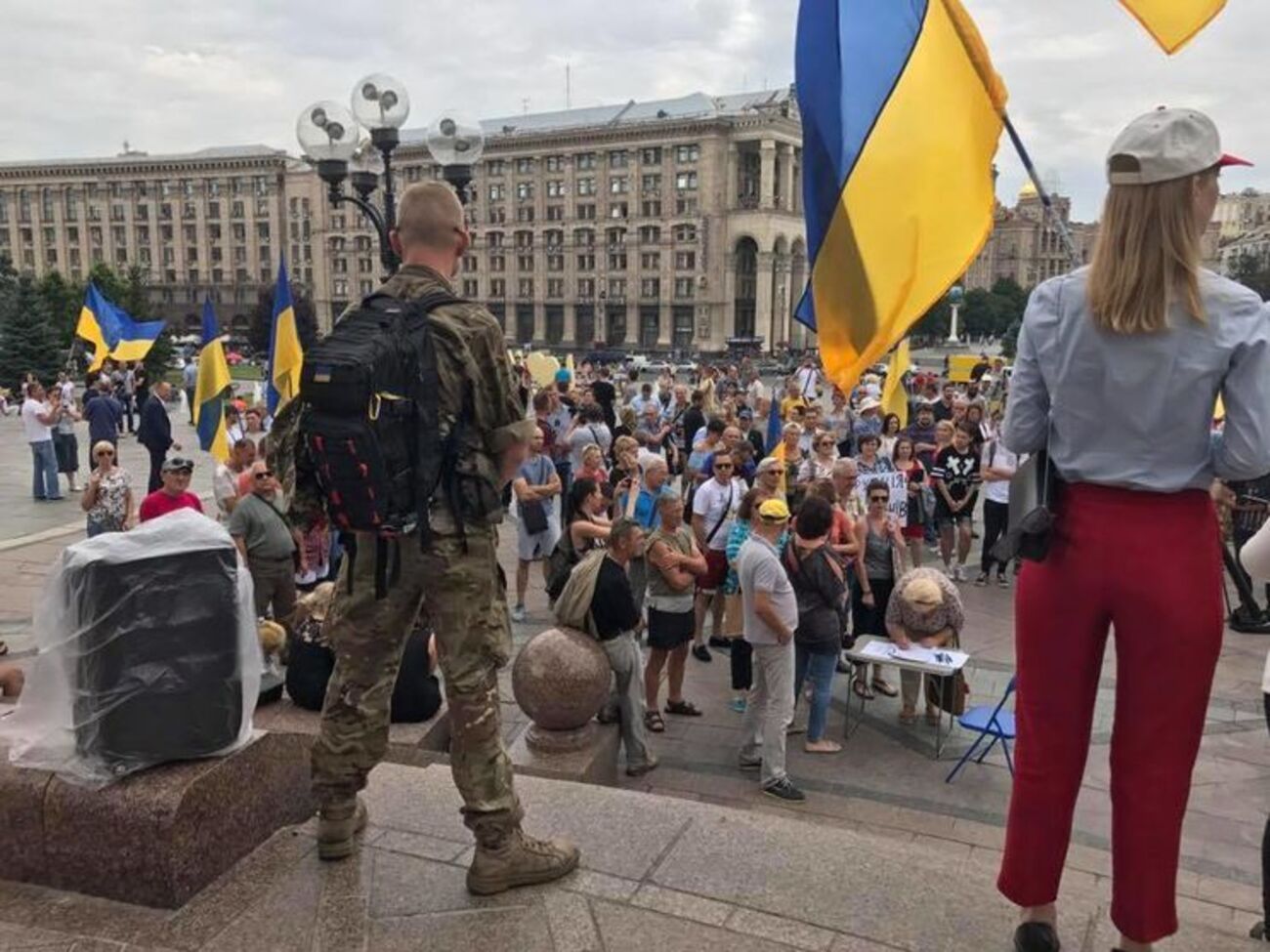 На Майдані проходить віче на підтримку Саакашвілі