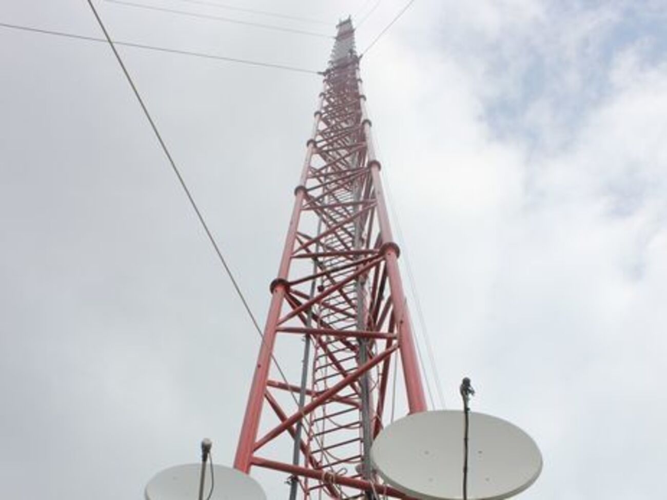 З вишки в Чонгарі будуть вести мовлення ще п'ять українських телеканалів