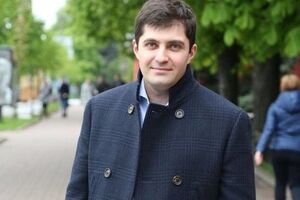 Давид Сакварелидзе: Порошенко хочет воспользоваться тем, что я не в Украине