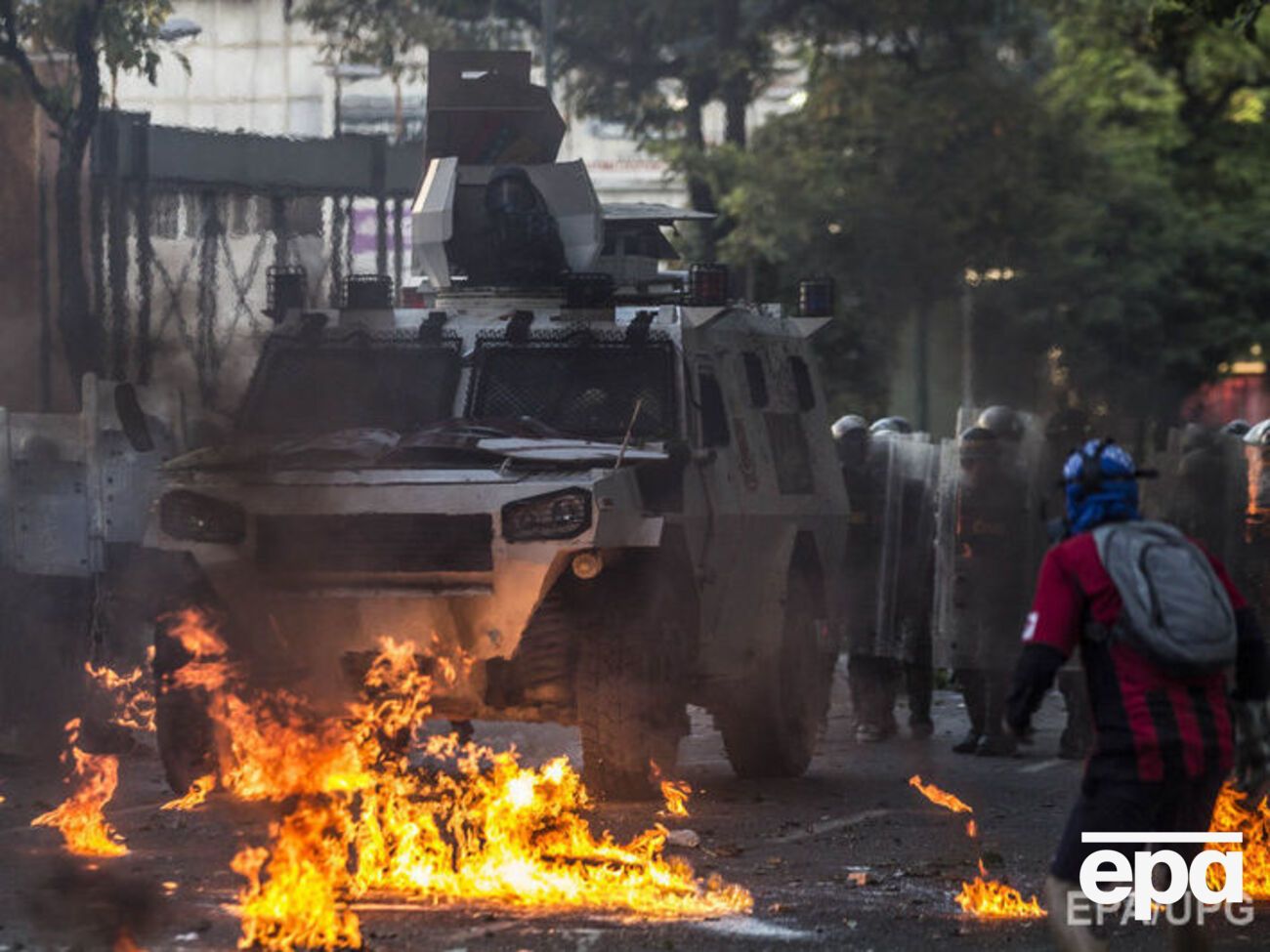 Во время столкновений с силовиками в стране погибли десятки протестующих