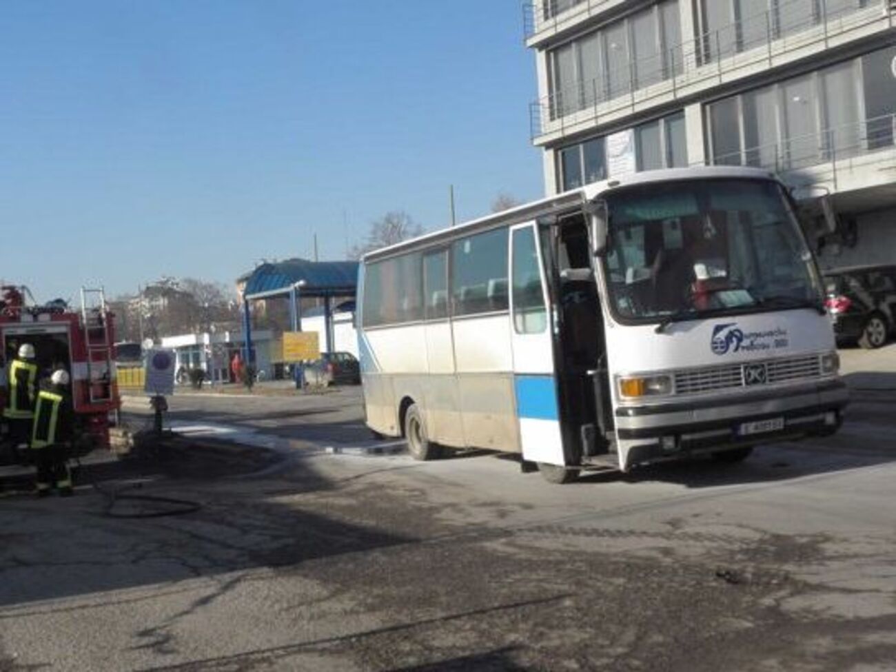 Пасажирів пересадили в інший автобус