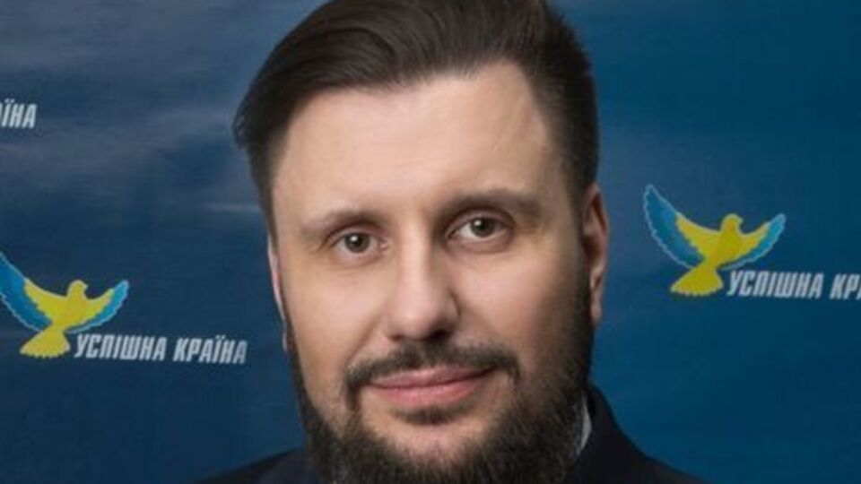 Клименку інкримінують зловживання владою та службовим становищем, а також ухилення від сплати податків у особливо великих розмірах