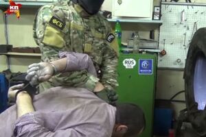 ФСБ затримала сімох вихідців із Центральної Азії