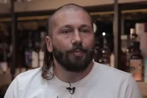 Чичваркін: "Евросеть" безкоштовно мала дістатися Євтушенкову