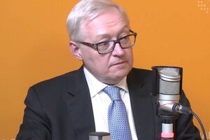 Дачі занепадають, заявив Рябков