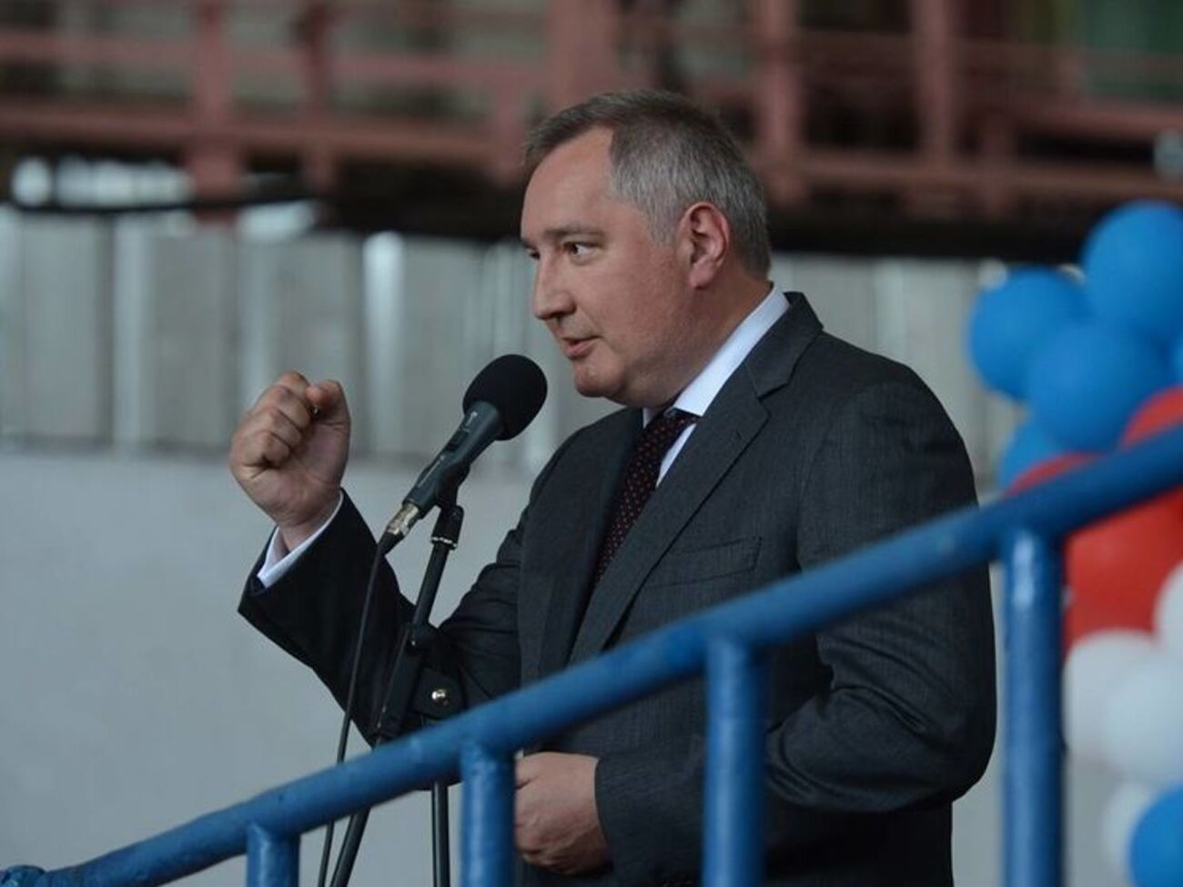 Рогозин назвал действия властей Молдовы и Румынии "безобразной выходкой"