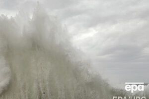 Суховантаж Anda вийшов у море, незважаючи на попередження про шторм