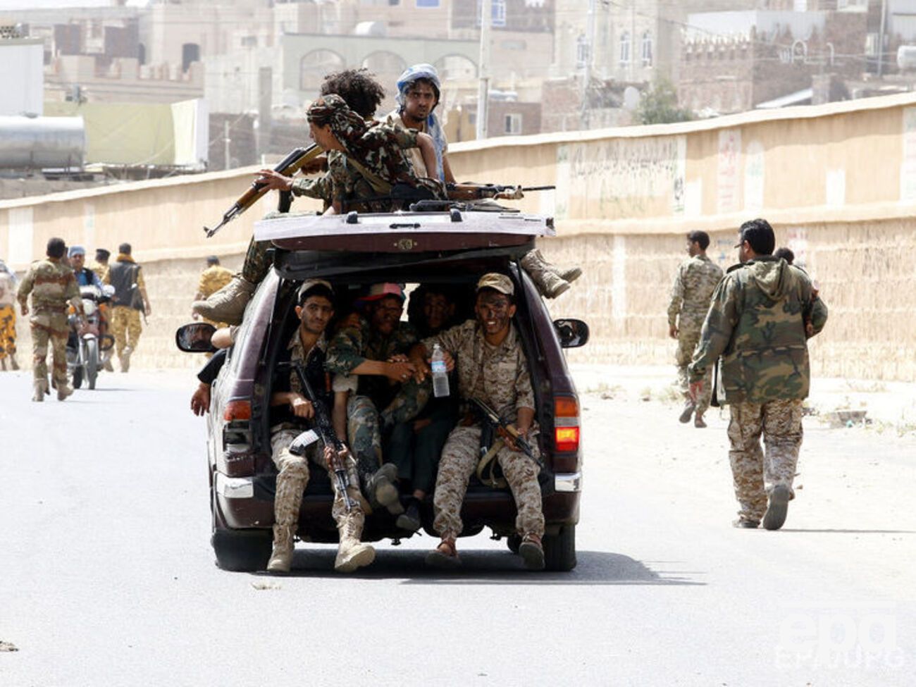 В Йемене погибли военные