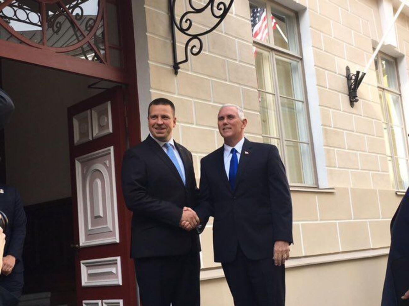 У Таллінні Пенс зустрівся з прем'єр-міністром Естонії Юрі Ратасом