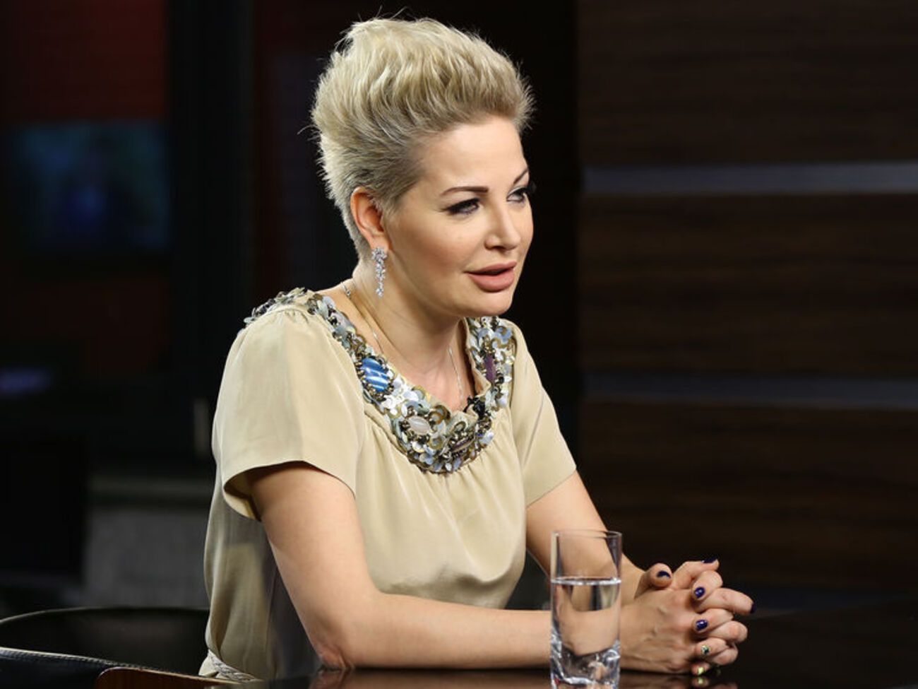 Максакова: Образ Суркова очень сильно демонизируется