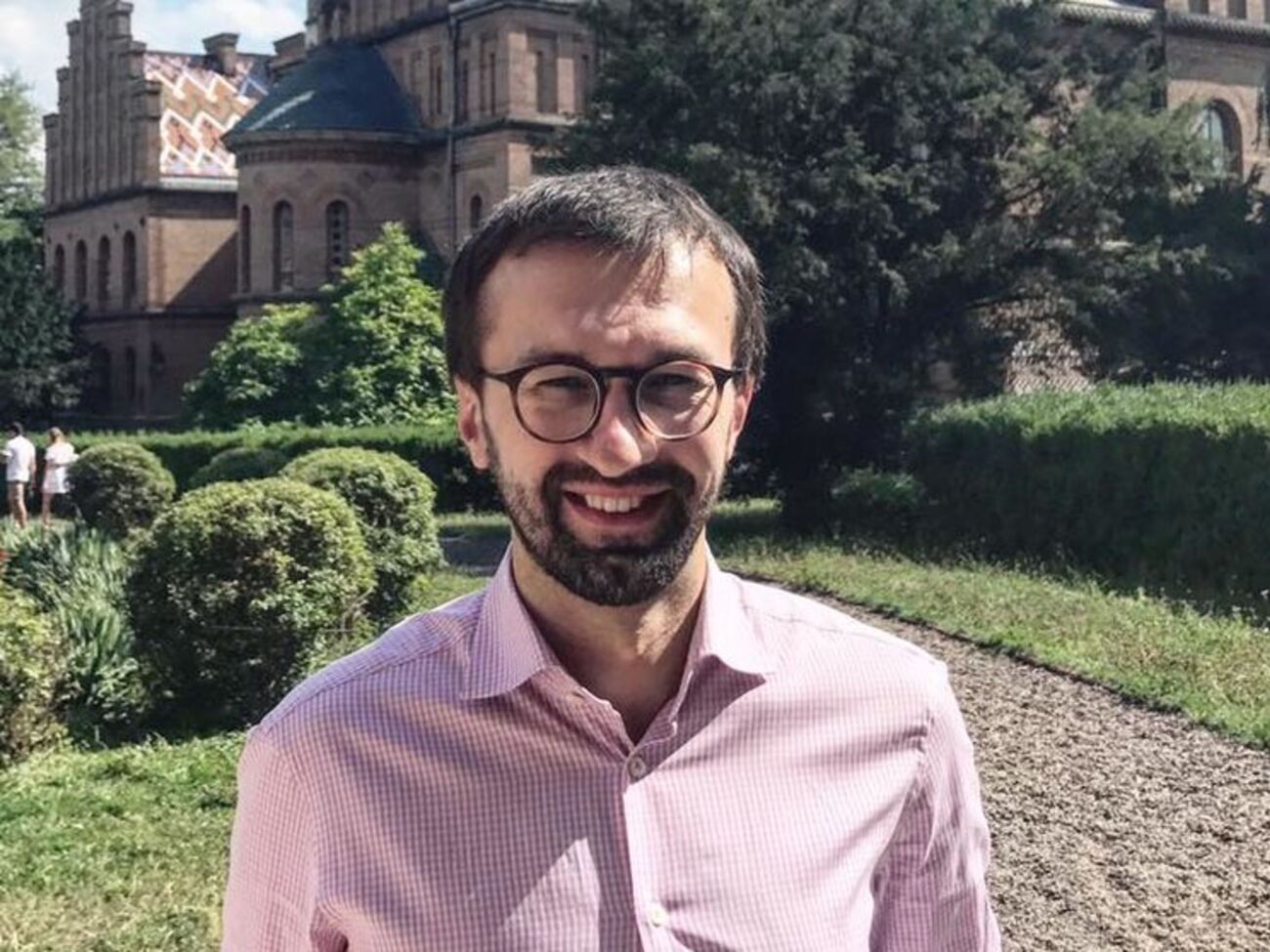 Лещенко:&nbsp;Эта группировка функционирует в Украине на официальном уровне