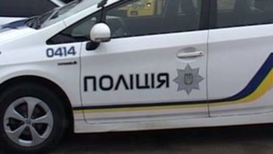 Патрульные остановили автомобиль на Харьковском шоссе