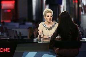 Максакова: Отец балансирует. Все равно мама рядом, а я далеко