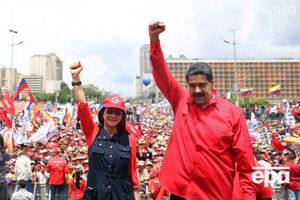 Санкции предусматривают блокировку активов Мадуро в США и запрет вести с ним дела американским гражданам