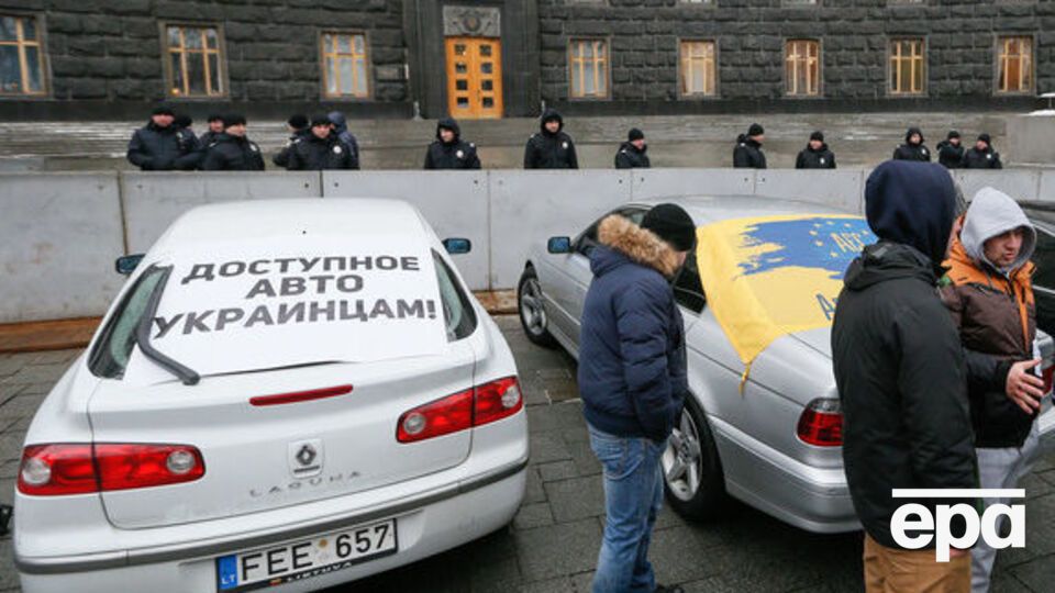 Закон запрещает гражданам Украины пользоваться автомобилями иностранцев