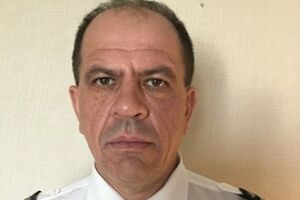 Президент України нагородив пілота орденом "За мужність"