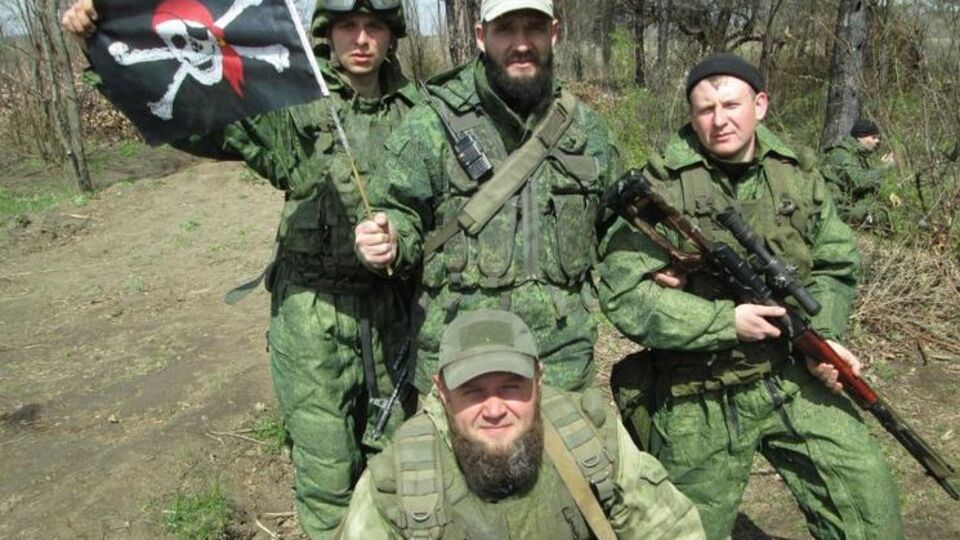 Віктор Агєєв (праворуч) і його підрозділ