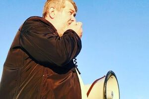 Мальцев уехал из России