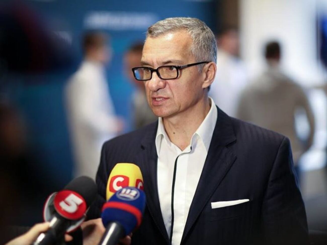 По словам Шлапака, "ПриватБанк" подал иски о возмещении 23,8 млрд грн, у банка хотят отсудить 20,2 млрд грн