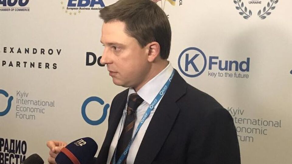 Довгий исказил историю о драке Черновецкого с Луценко