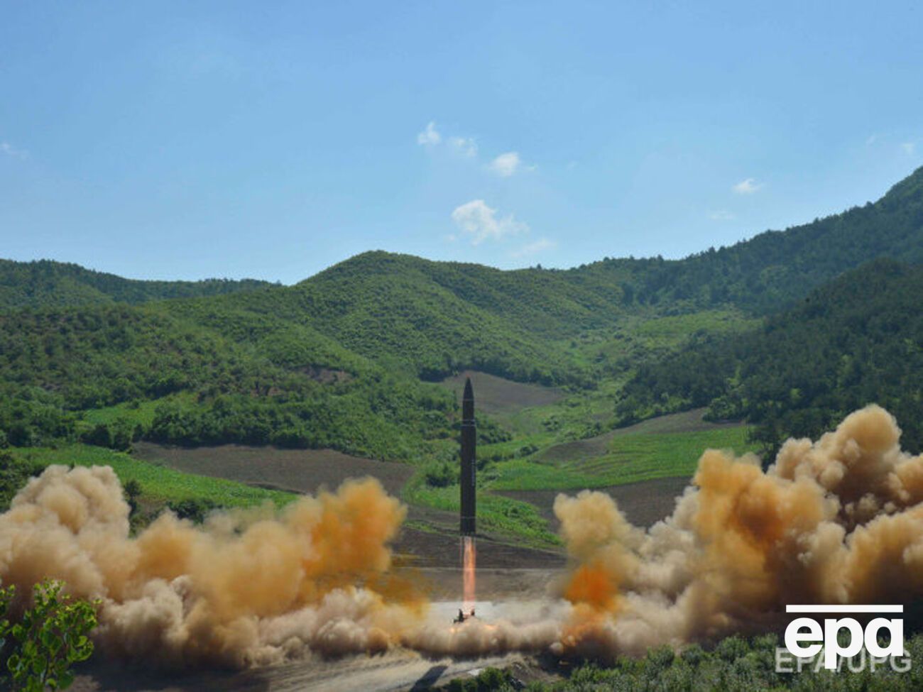 4 июля, в День независимости США, КНДР произвела запуск баллистической ракеты